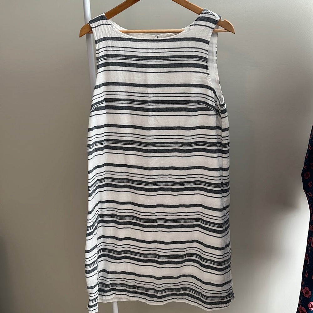 BeachLunchLounge linen white and blue striped shift dress